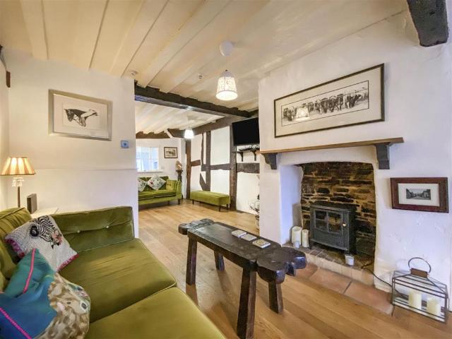 3 bedroom terraced house to rent
