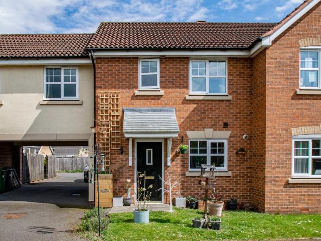 3 bedroom terraced house to rent