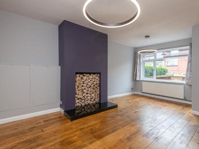 3 bedroom terraced house to rent