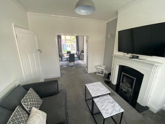 3 bedroom terraced house to rent