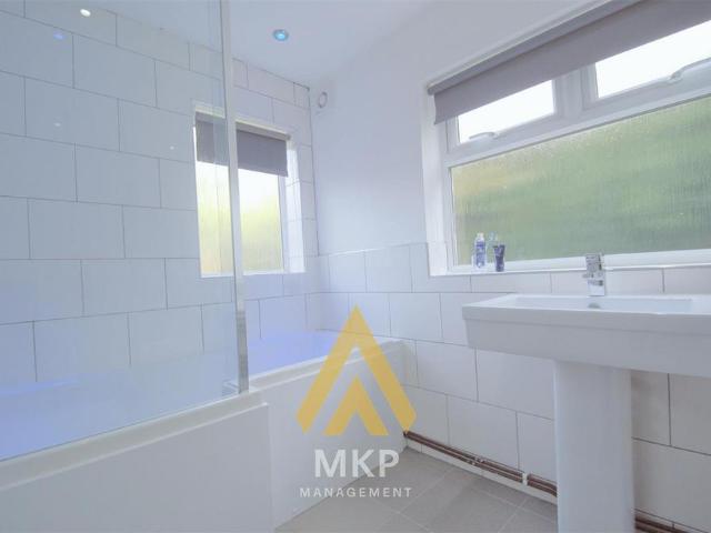 3 bedroom terraced house to rent