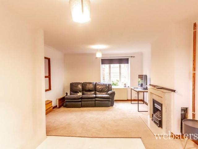 3 bedroom terraced house to rent