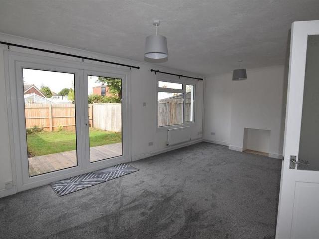 3 bedroom terraced house to rent