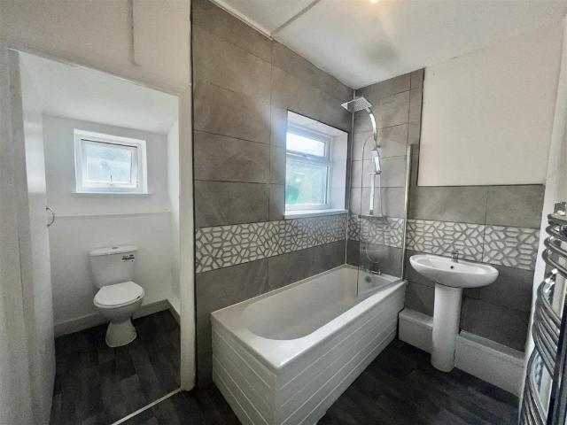 3 bedroom terraced house to rent
