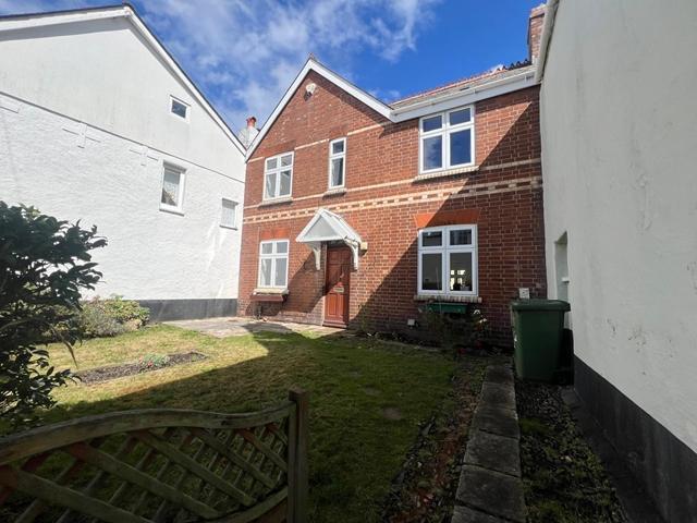 3 bedroom terraced house to rent