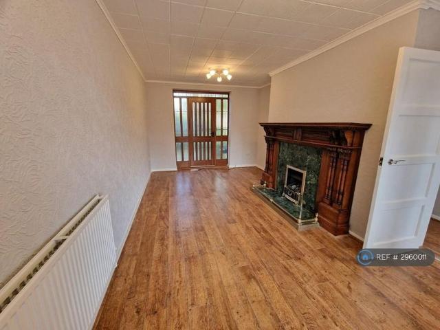 3 bedroom terraced house to rent