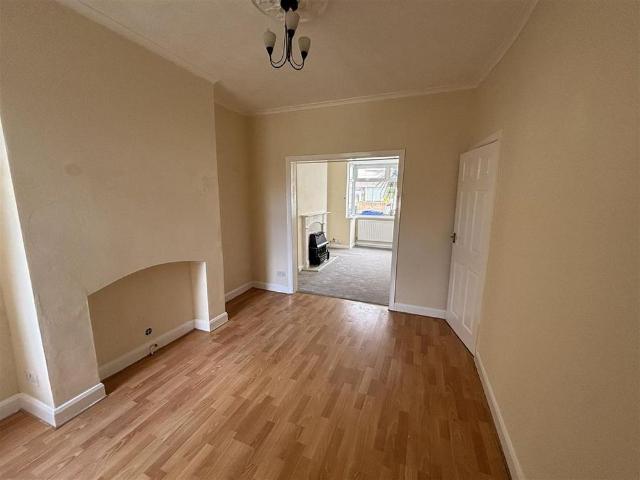 3 bedroom terraced house to rent