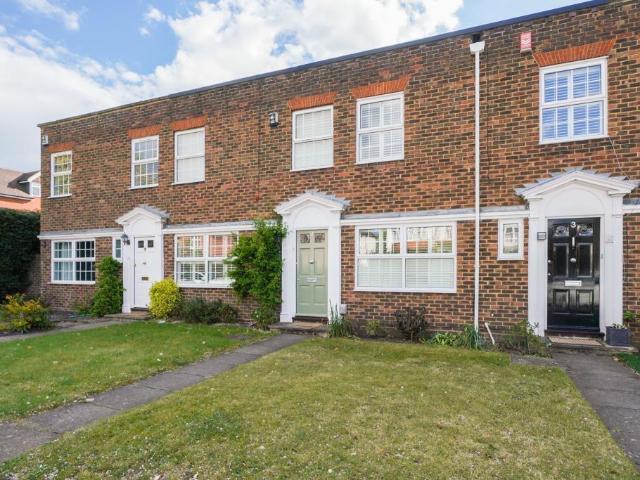 3 bedroom terraced house to rent