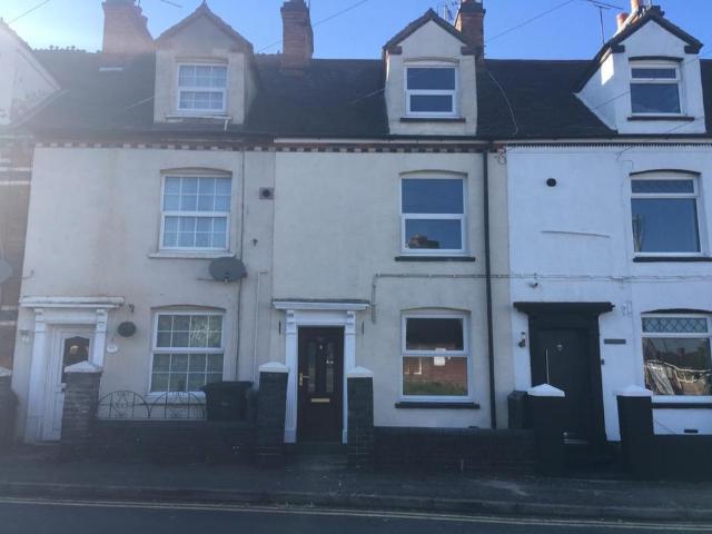 3 bedroom terraced house to rent