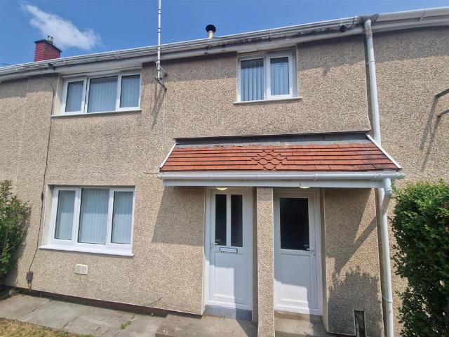 3 bedroom terraced house to rent