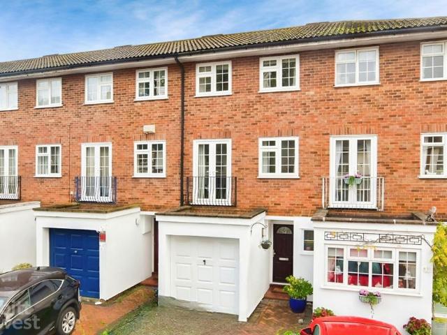 3 bedroom terraced house to rent