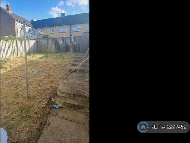 3 bedroom terraced house to rent