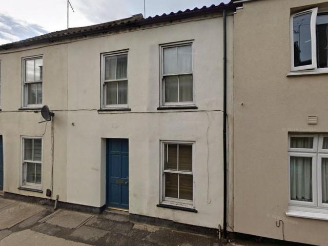 3 bedroom terraced house to rent