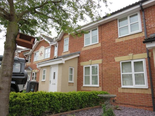 3 Bedroom Terraced House To Rent