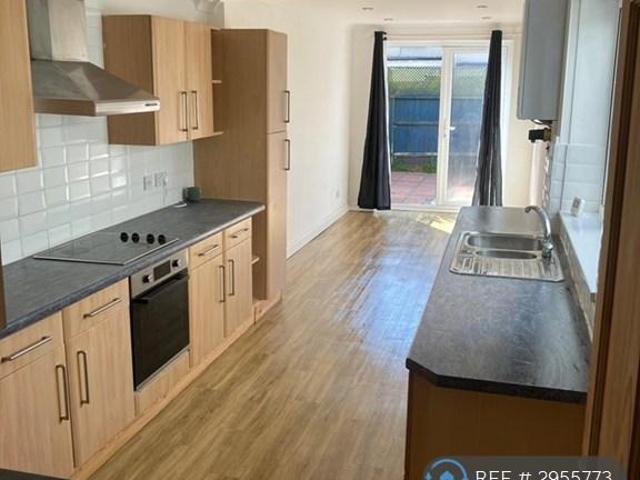 3 bedroom terraced house to rent