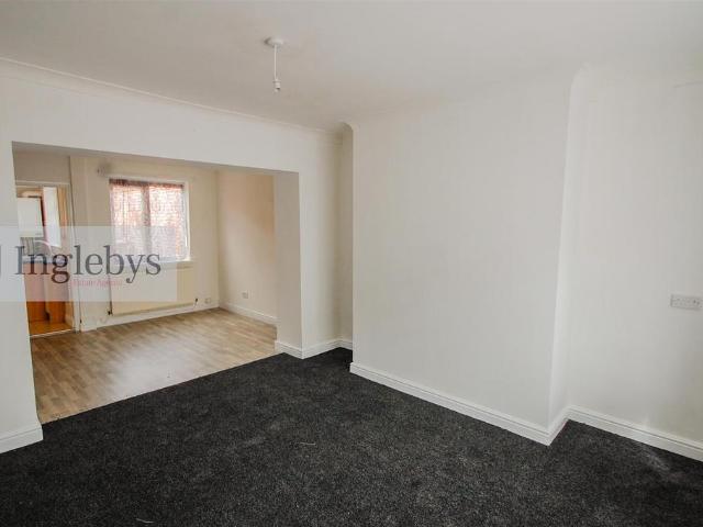 3 bedroom terraced house to rent