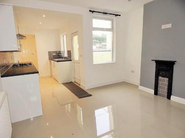 3 bedroom terraced house to rent