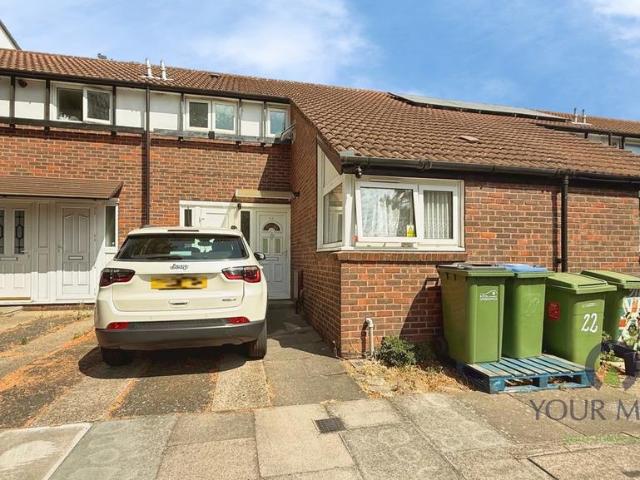3 bedroom terraced house to rent