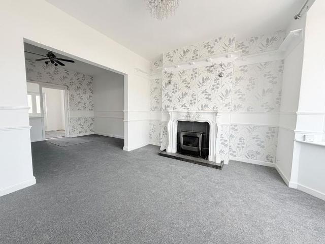 3 bedroom terraced house to rent
