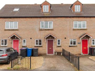 3 bedroom terraced house to rent