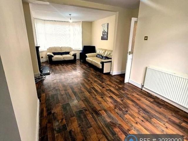 3 bedroom terraced house to rent