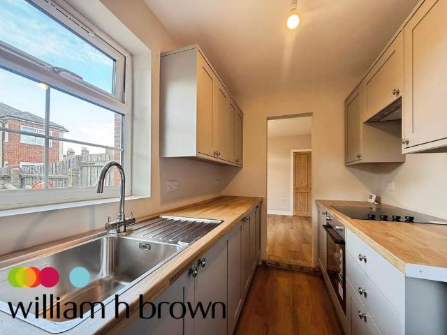 3 bedroom terraced house to rent