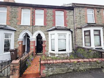 3 bedroom terraced house to rent