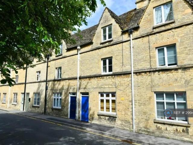 3 bedroom terraced house to rent