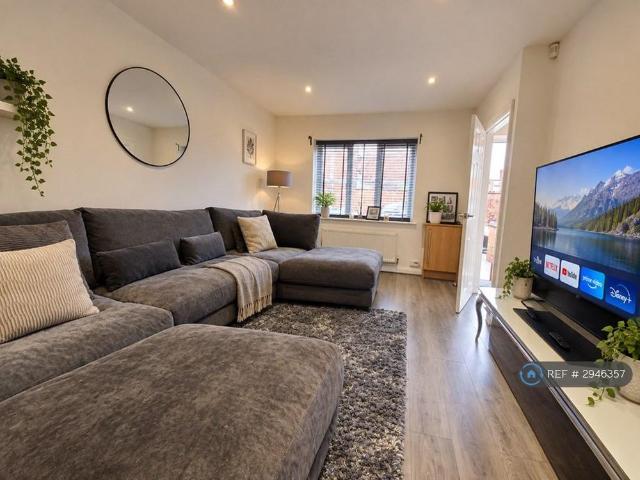 3 bedroom terraced house to rent