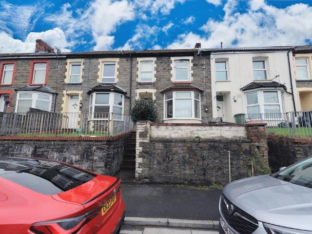 3 bedroom terraced house to rent