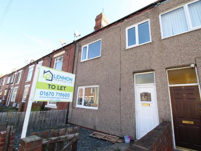 3 bedroom terraced house to rent