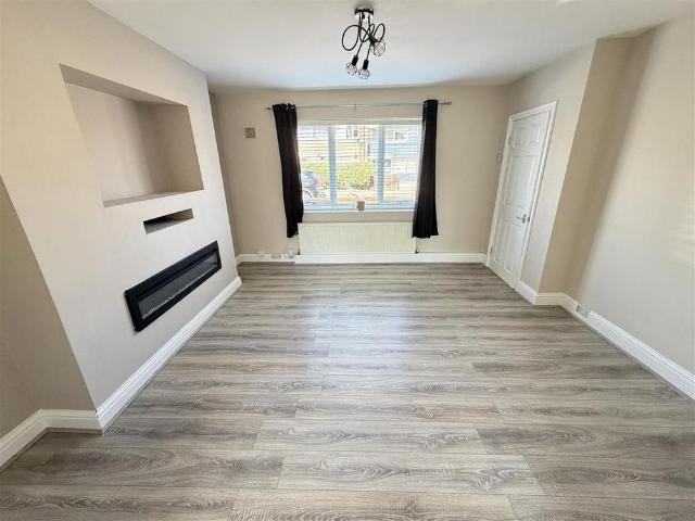 3 bedroom terraced house to rent