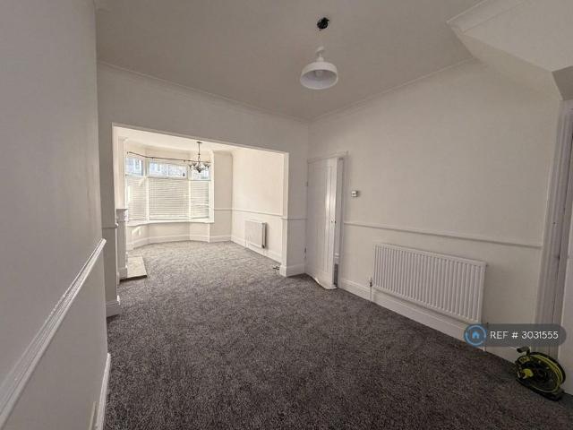 3 bedroom terraced house to rent