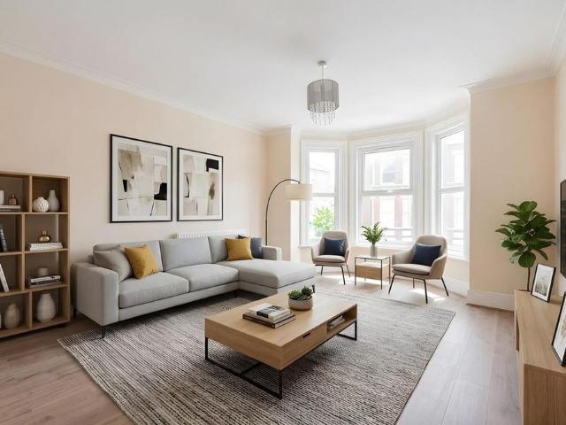 4 bedroom terraced house to rent