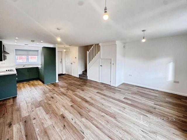 3 bedroom terraced house to rent