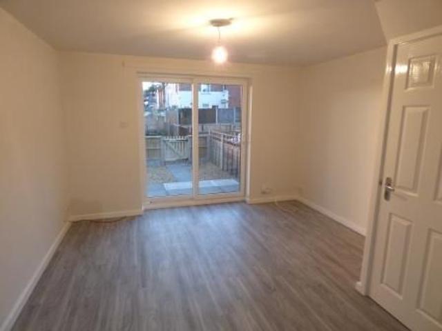 3 bedroom terraced house to rent