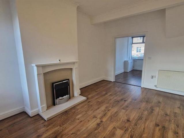 3 bedroom terraced house to rent