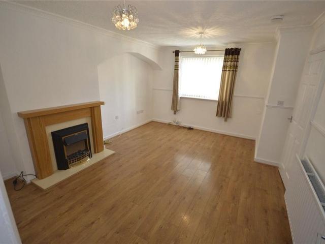 3 bedroom terraced house to rent