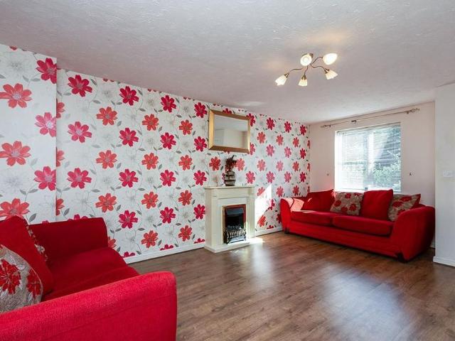 3 bedroom terraced house to rent