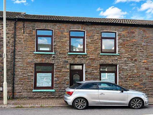 3 Bedroom Terraced House To Rent In Ystrad Road, Pentre, CF41