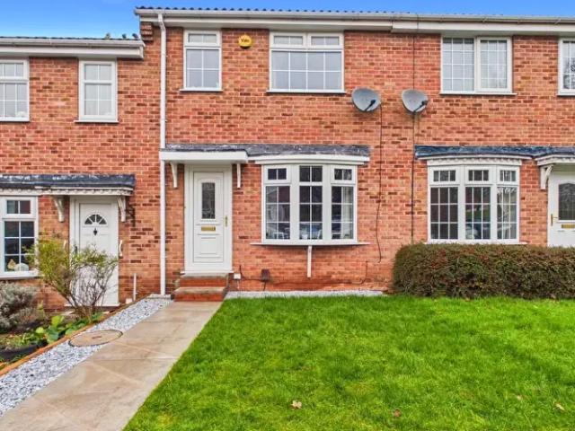 3 Bedroom Terraced House To Rent In Alder Close, DE21