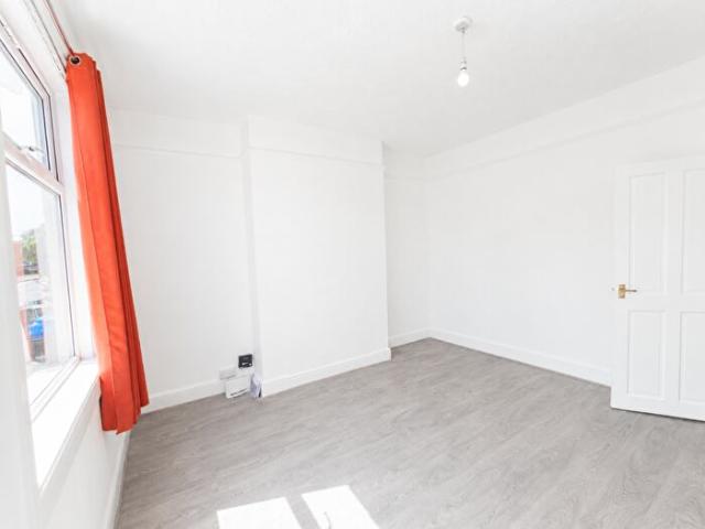 3 Bedroom Terraced House To Rent In Bell Green Road, CV6