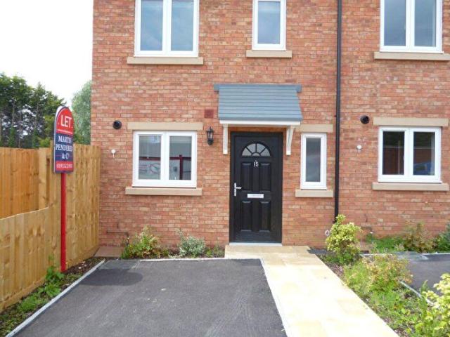 3 Bedroom Terraced House To Rent In Brook Street East, Wellingborough, NN8