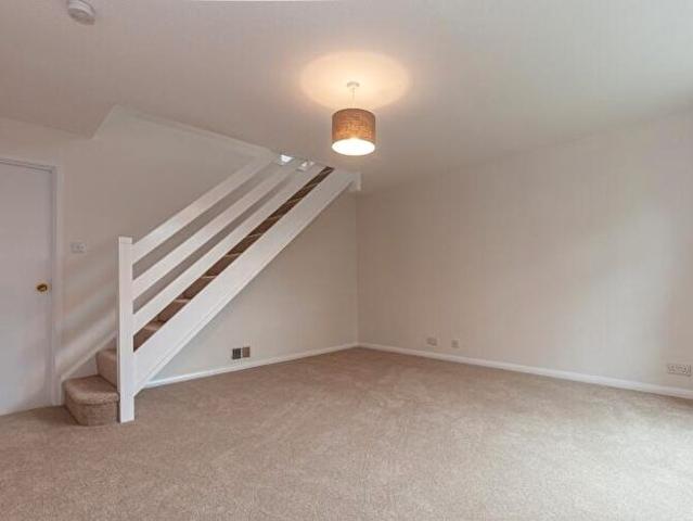 3 Bedroom Terraced House To Rent In Chamberlain Place, Kidlington, OX5