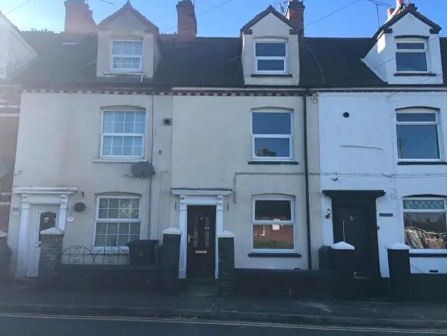 3 Bedroom Terraced House To Rent In Chapel Street, Bedworth, Warwickshire, CV12