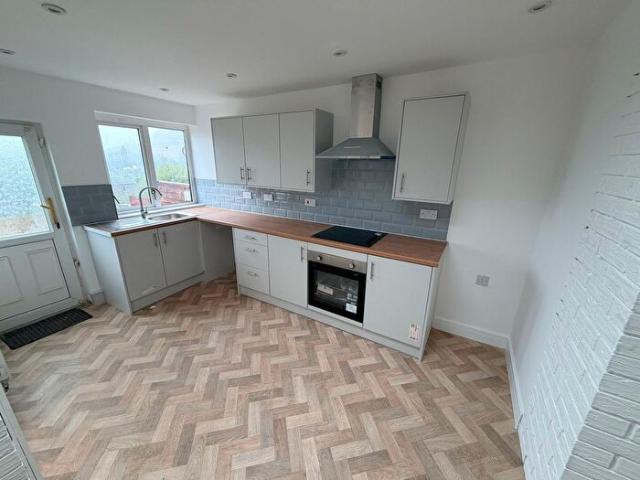 3 Bedroom Terraced House To Rent In Chepstow Road, Treorchy, CF42