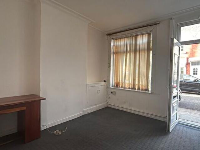 3 Bedroom Terraced House To Rent In Cossington Street, Leicester, LE4