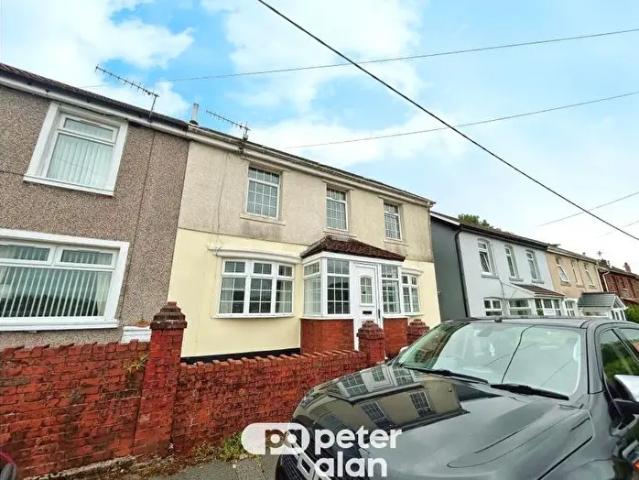 3 Bedroom Terraced House To Rent In Dan Y Coedcae Road, Pontypridd, CF37