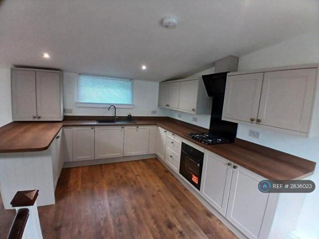 3 Bedroom Terraced House To Rent In Darroch Way, Glasgow, G67