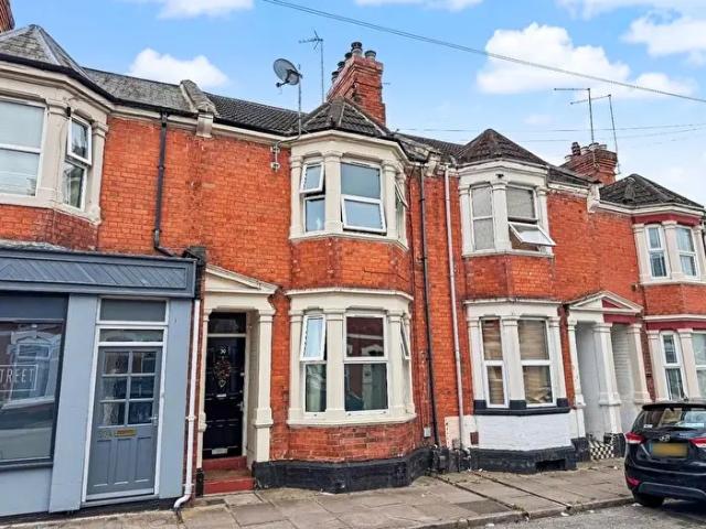 3 Bedroom Terraced House To Rent In Derby Road, Northampton, NN1